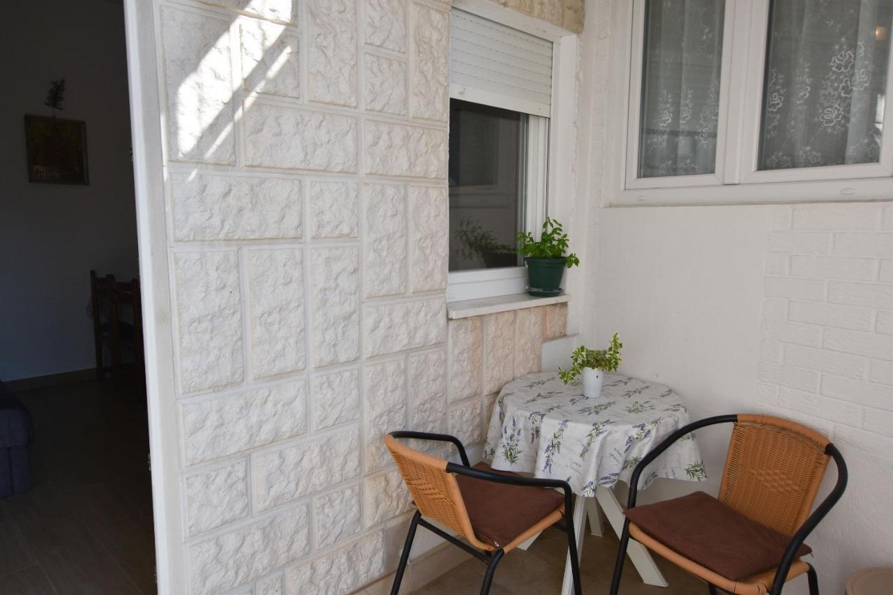 Apartment Miledina Primošten Exterior foto