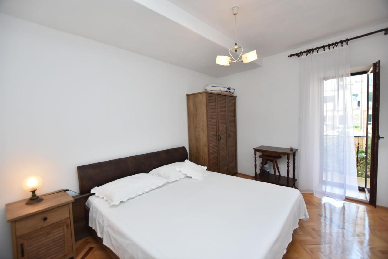 Apartment Miledina Primošten Exterior foto