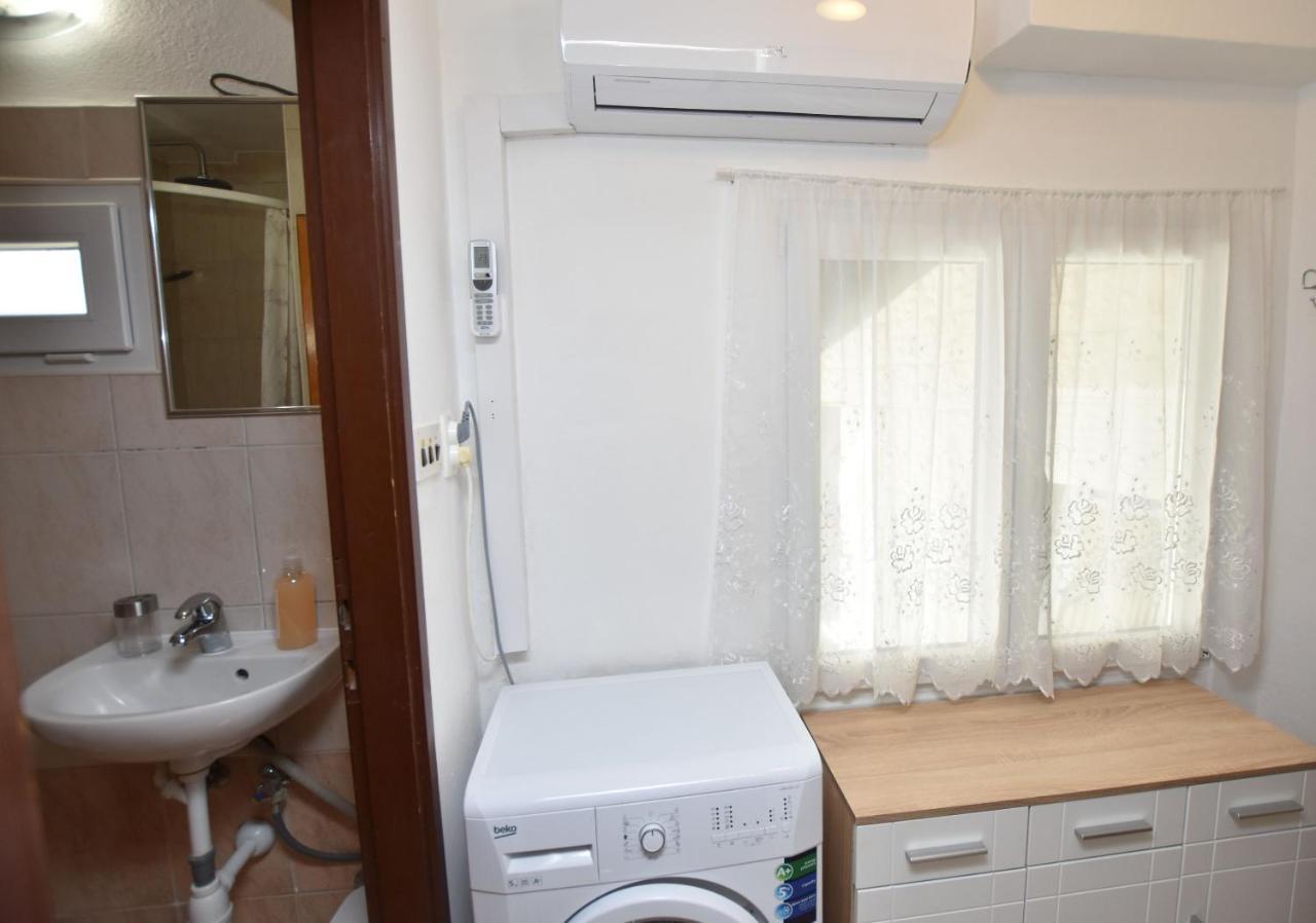 Apartment Miledina Primošten Exterior foto